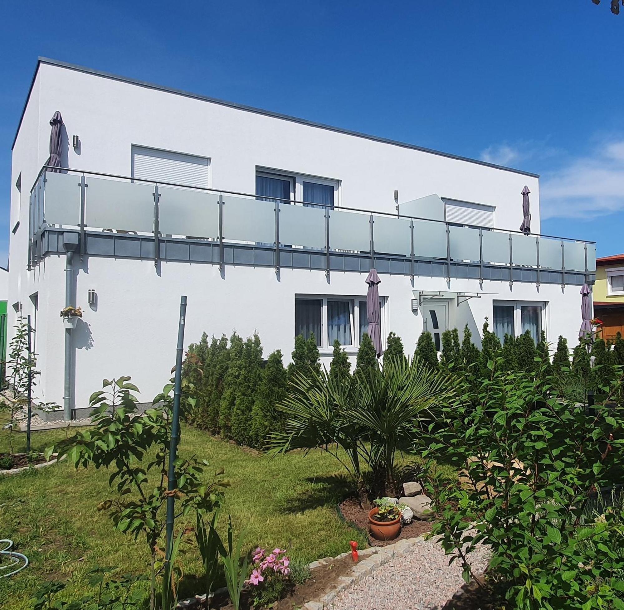 Ferienwohnungen "Godewind", Appartements Mit Balkon Oder Terrasse Zinnowitz Exteriör bild